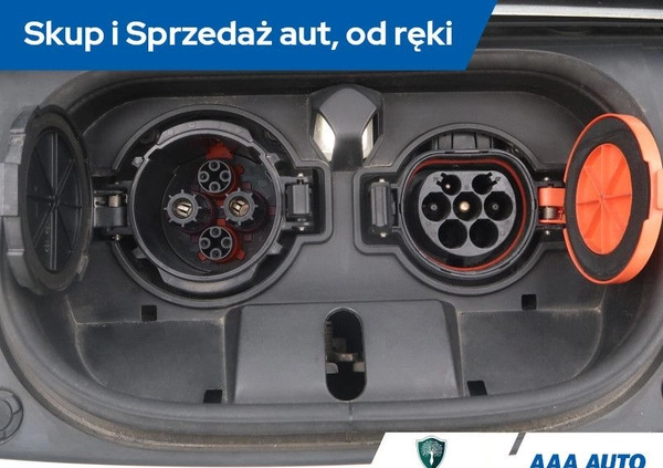 Nissan Leaf cena 61000 przebieg: 89126, rok produkcji 2018 z Drezdenko małe 352